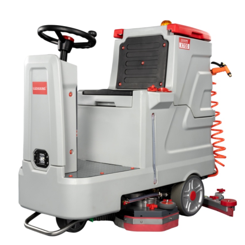 赤峰坦洁全自动驾驶式洗地机X700