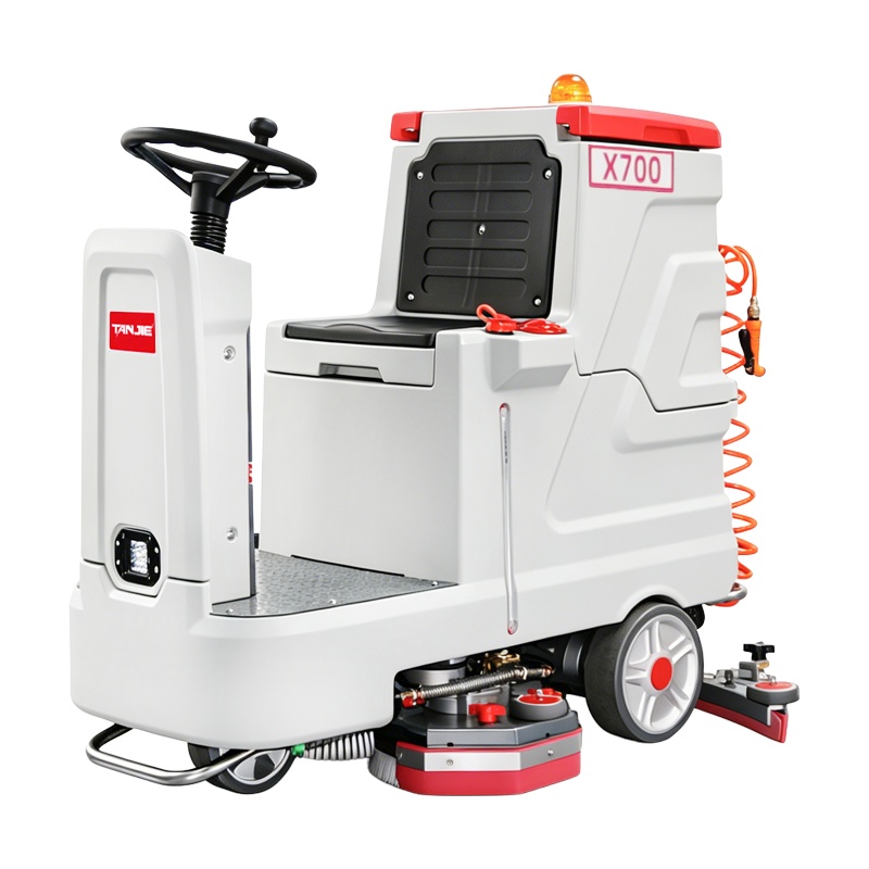 赤峰坦洁全自动驾驶式洗地机X700